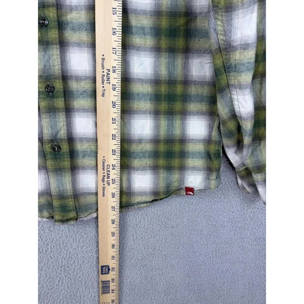 The North Face Shirt Mens Medium Green Plaid Long Sleeve Flannel Casual Outdoor